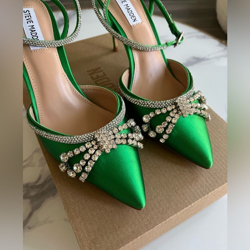 Steve Madden Lakelyn Ankle Strap Sandal, Green, Size 8.5 - Picture 2 of 10
